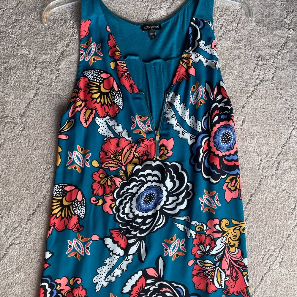 Express tank top